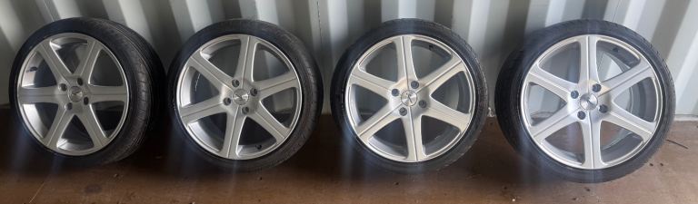 17” alloy wheels Kahn Rs-r? Rs-s?