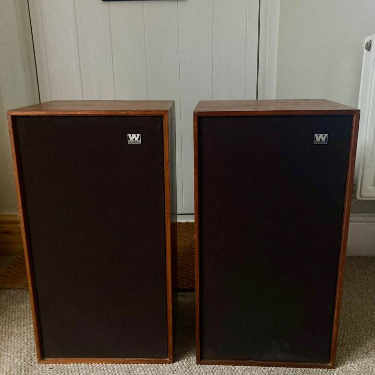 Vintage Wharfedale Glendale 3XP speakers