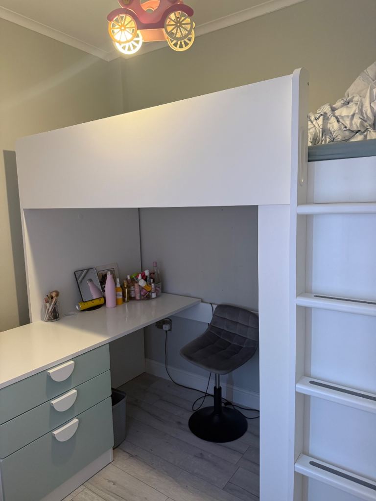 image for Single bunk bed