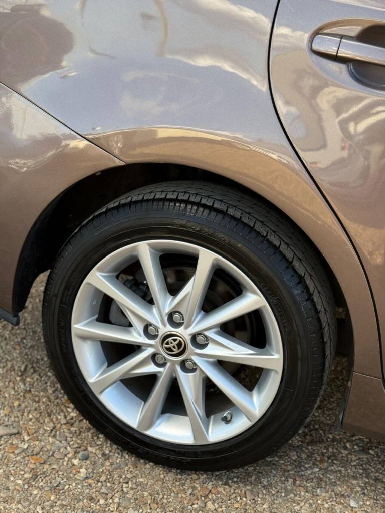 2019 Toyota Prius+ 1.8 VVT-h Excel CVT Euro 6 (s/s) 5dr MPV PETROL/ELECTRIC Automatic