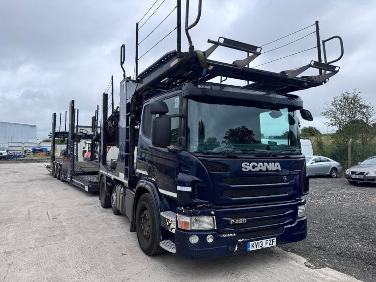 2013 Scania P420 11 Car Transporter. Transporter Engineering EVO.  2013 Trailer.