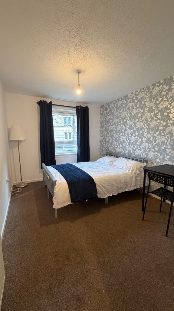 ONE bedroom available in a SHARE kitchen and bathroom.