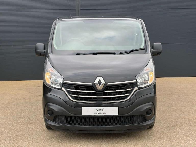 RENAULT TRAFIC 2.0 dCi ENERGY 28 Business+ SWB Standard Roof Euro 6 (s/s) 5dr