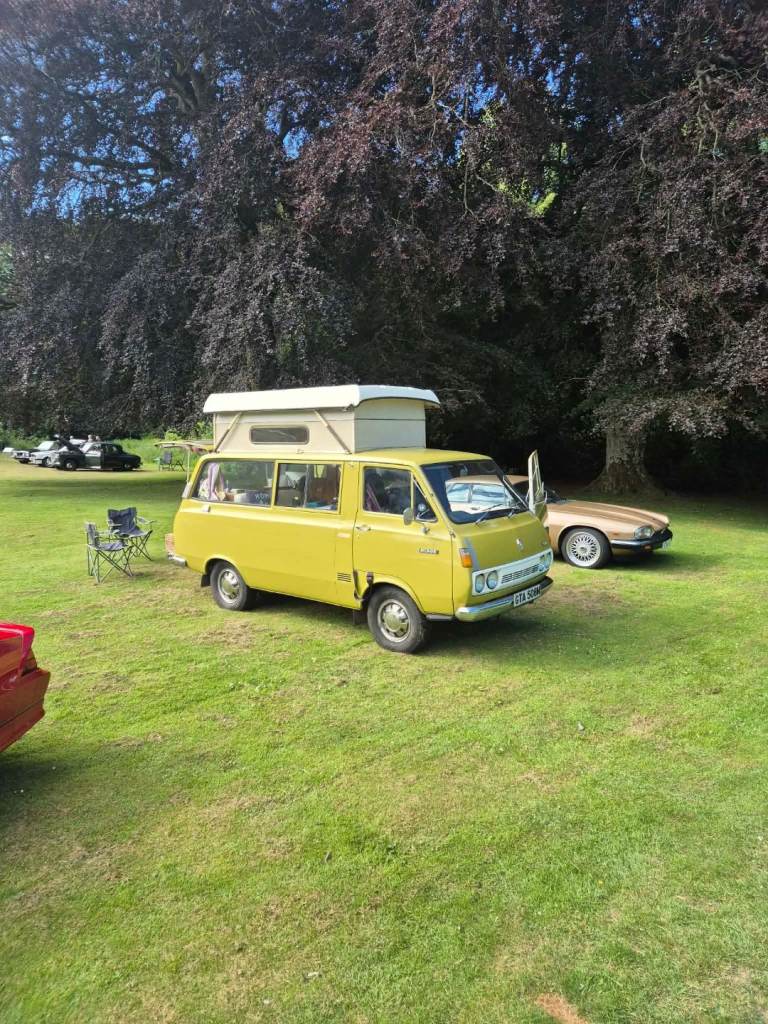 Toyota Hiace 1975