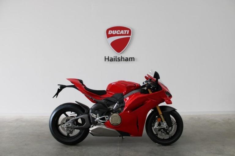 Ducati Panigale v4s, Brand new and unregistered superbike