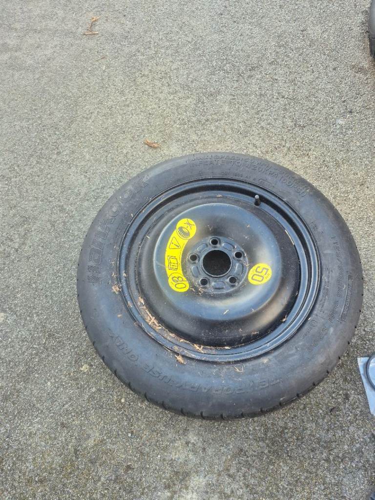 Ford spare wheel space saver