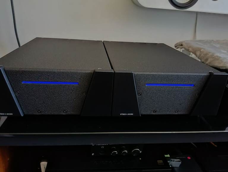 Pair of WYRED 4 SOUND SX-1000 Mono Power Amplifiers, Good Condition