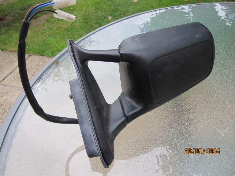 SAAB 9000 LH NEARSIDE DOOR MIRROR ELECTRIC HEATED