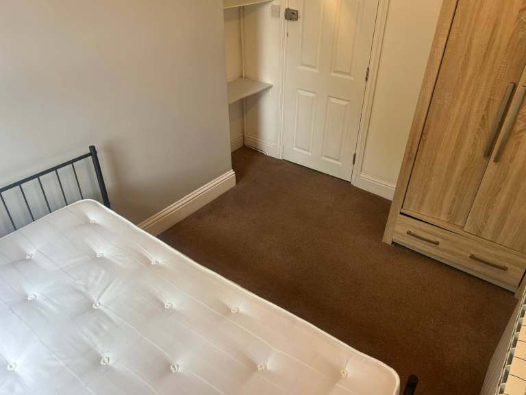 Spacious and Cosy Double Rooms for Rent in -  CO1 2AJ