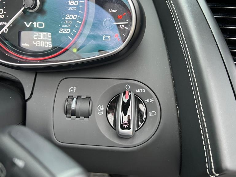 2015 Audi R8 5.2 FSI V10 Quattro 2dr S Tronic CONVERTIBLE PETROL Automatic