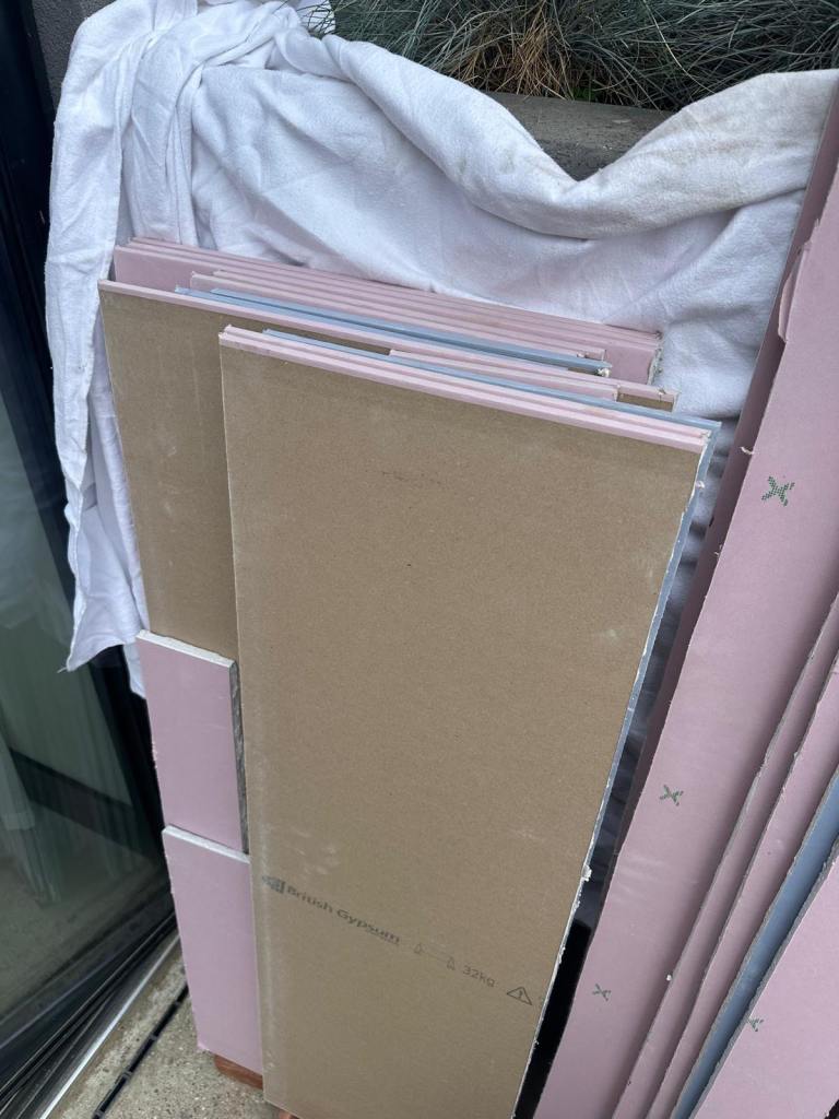 Plasterboard / offcuts