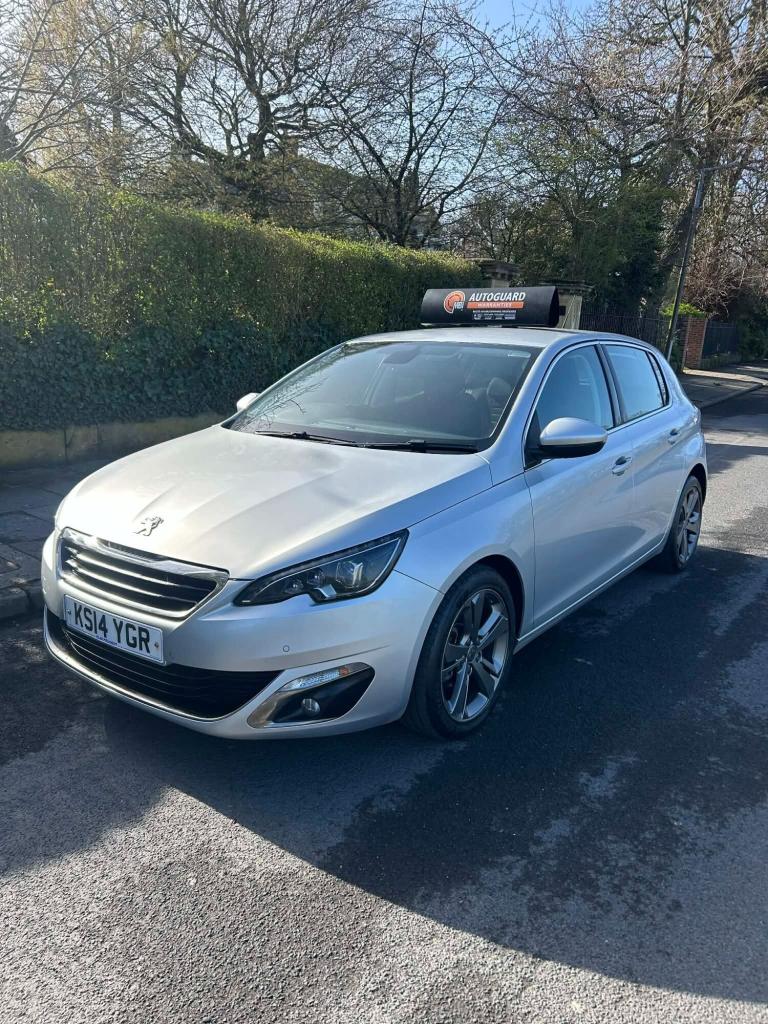 2014 Peugeot 308 1.6 HDi 115 Allure 5dr- 7 SERVICE STAMPS - 1 PREVIOUS OWNER HATCHBACK Diesel Manual
