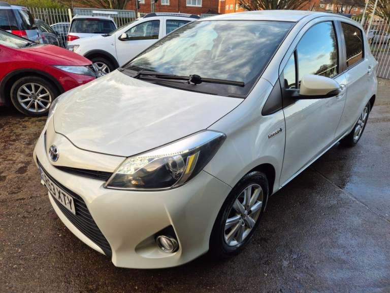  Toyota Yaris 1.5 VVT-i Hybrid T4 5dr CVT Petrol/Electric Hybrid