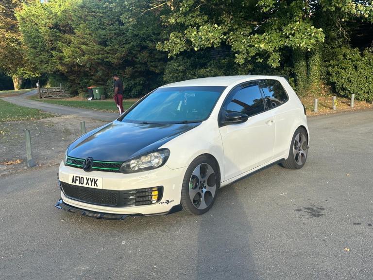 Volkswagen, GOLF, GTI, Hatchback, 2010, Manual, 1984 (cc), 3 doors