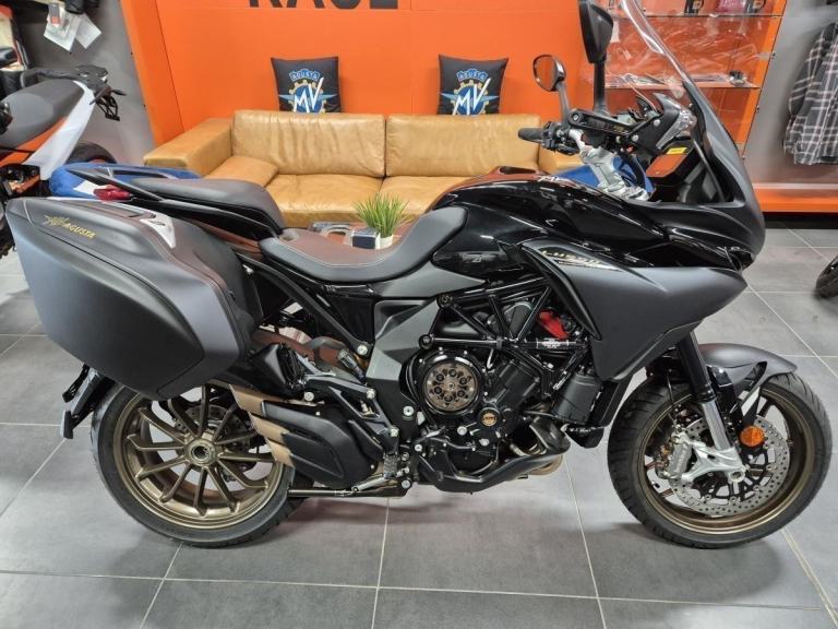 MV Agusta Turismo Veloce Lusso.