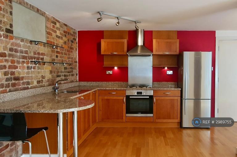 2 bedroom flat in Maidstone Buildings Mews, London, SE1 (2 bed) (#2989755)