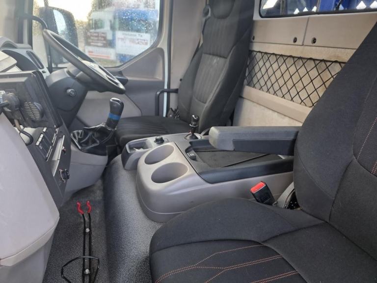 2019 DAF LF 230 18 TON GROSS 4X2 with Hyvalift Skip Gear