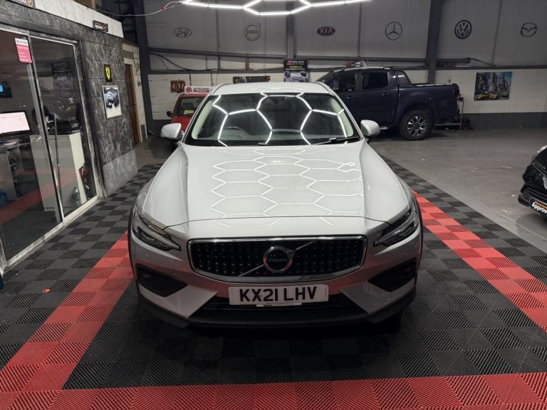 VOLVO V60 CROSS COUNTRY 2.0 Cross Country B4 AWD (197hp) Auto 2021