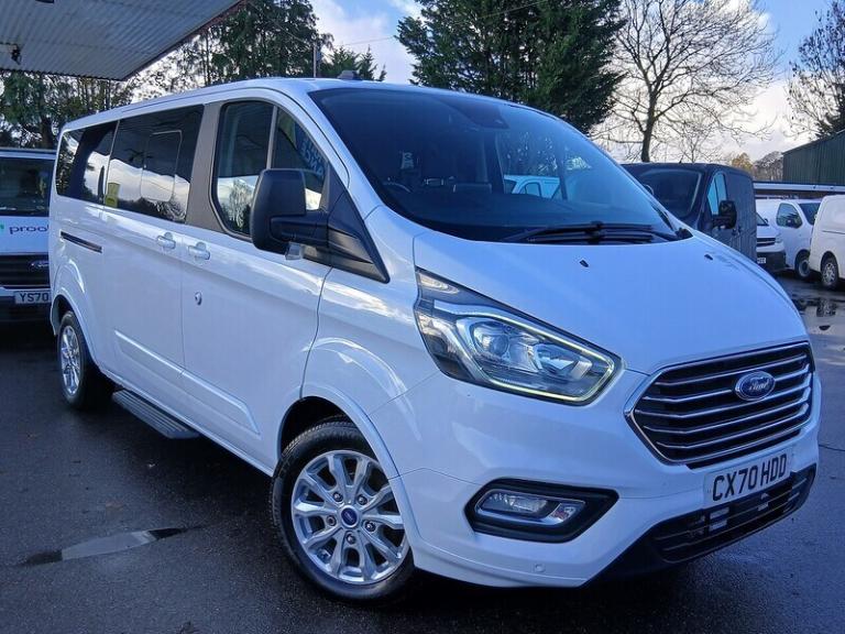 2020 Ford Tourneo Custom 2.0 320 EcoBlue Titanium Minibus Double Cab 5dr Diesel Auto L2 Euro 6 (s...