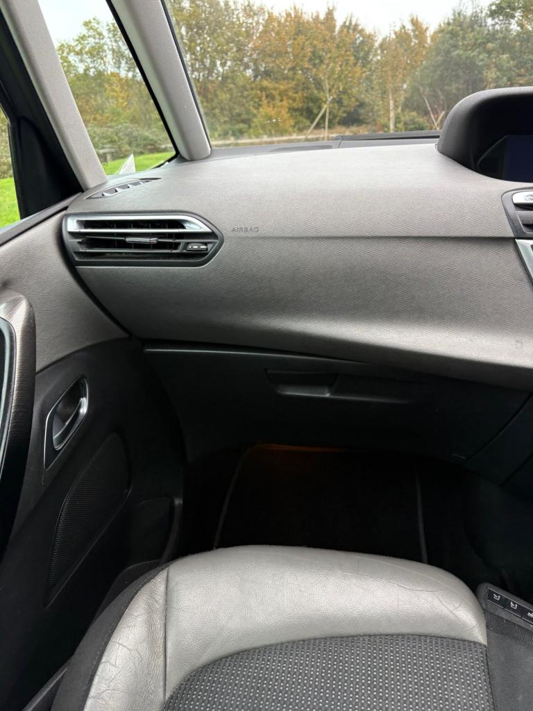 2016 Citroen C4 Grand Picasso 1.6 BlueHDi Exclusive+ 5dr MPV Diesel Manual