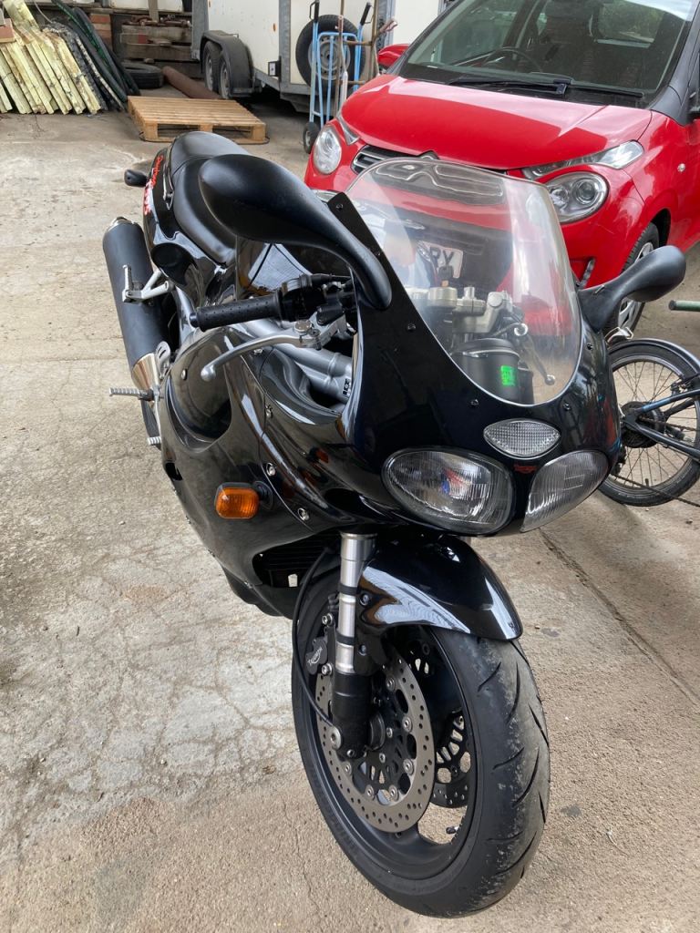 Triumph, DAYTONA, 1998, 955 (cc)