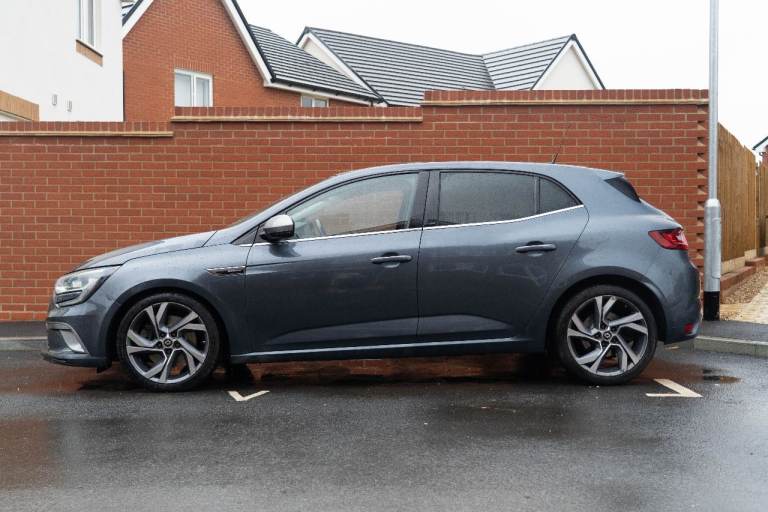 Renault Megane GT 1.6L 205HP