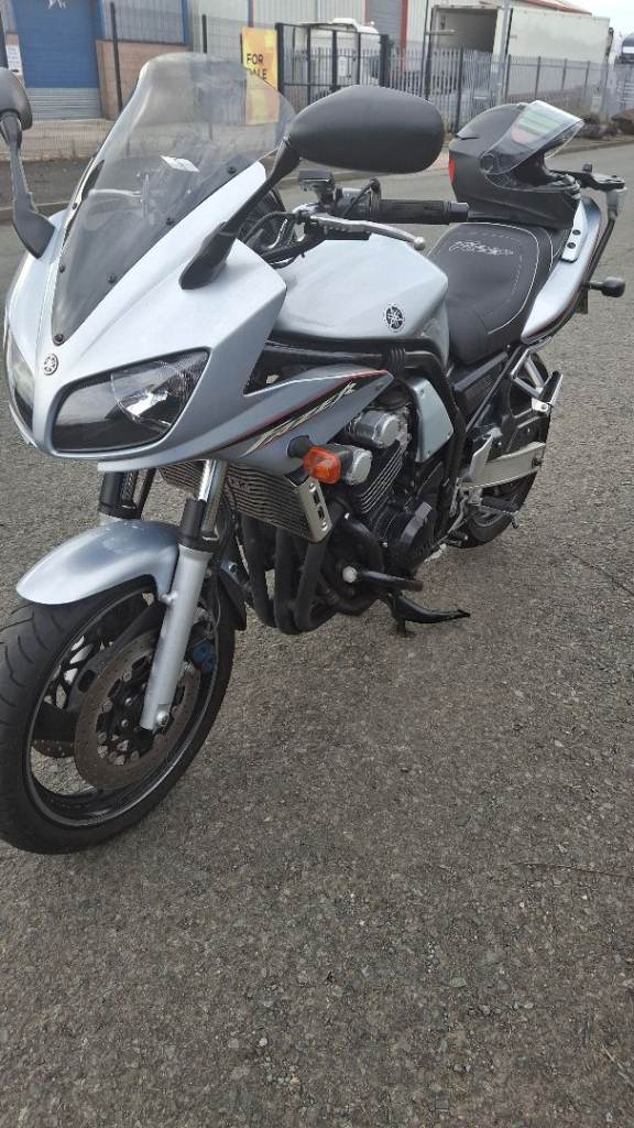 Yamaha, FZS, 2002, 599 (cc)