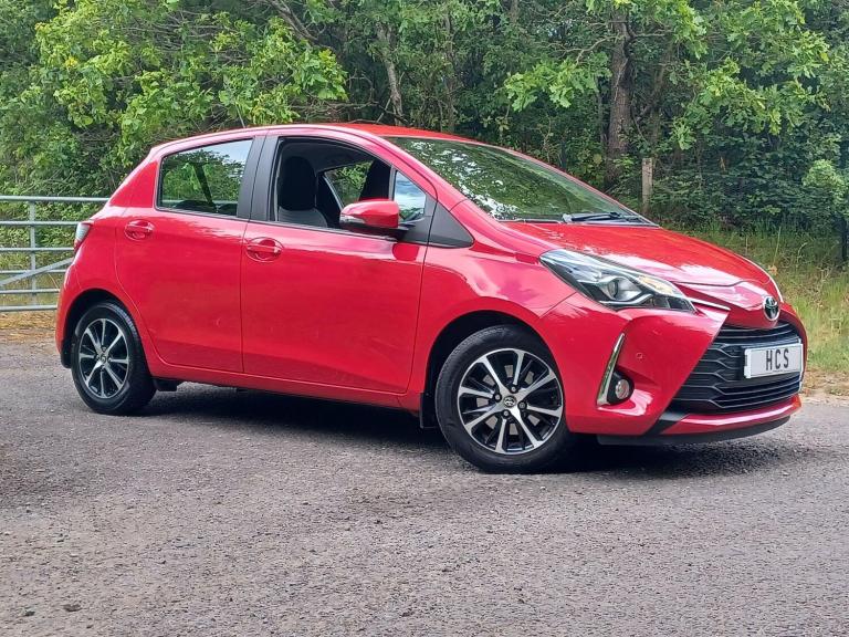 2018 Toyota Yaris 1.5 VVT-i Icon Tech Euro 6 5dr HATCHBACK Petrol Manual