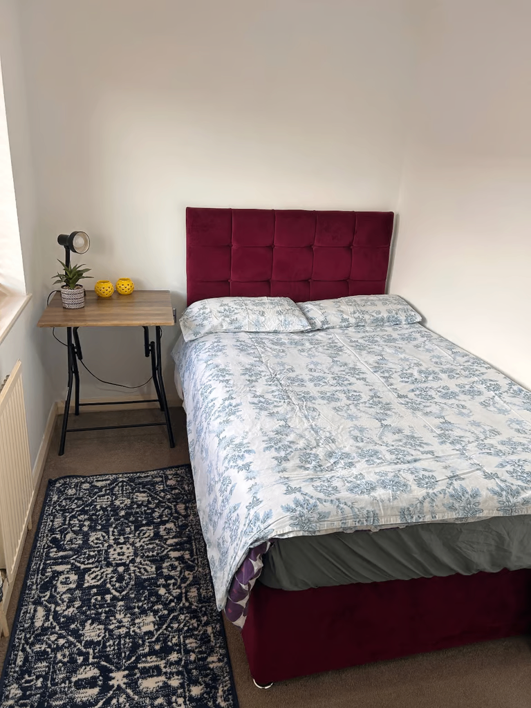Spacious and Cosy Double Rooms for Rent in - BH9 1UA