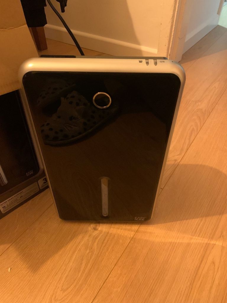 Dehumidifier 1.5L tank 