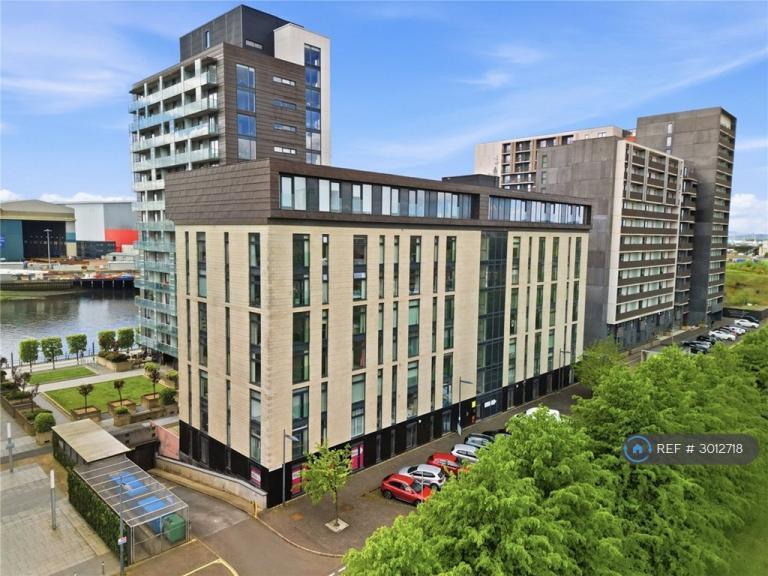 2 bedroom flat in Glasgow Harbour Terraces, Glasgow, G11 (2 bed) (#3012718)