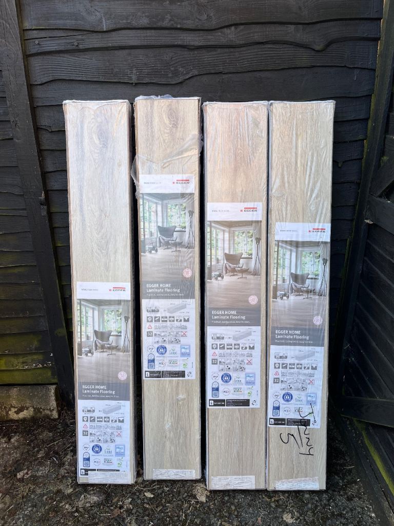 Laminate flooring  - Egger home -  Phoenix Oak - 4 packs 8m2 