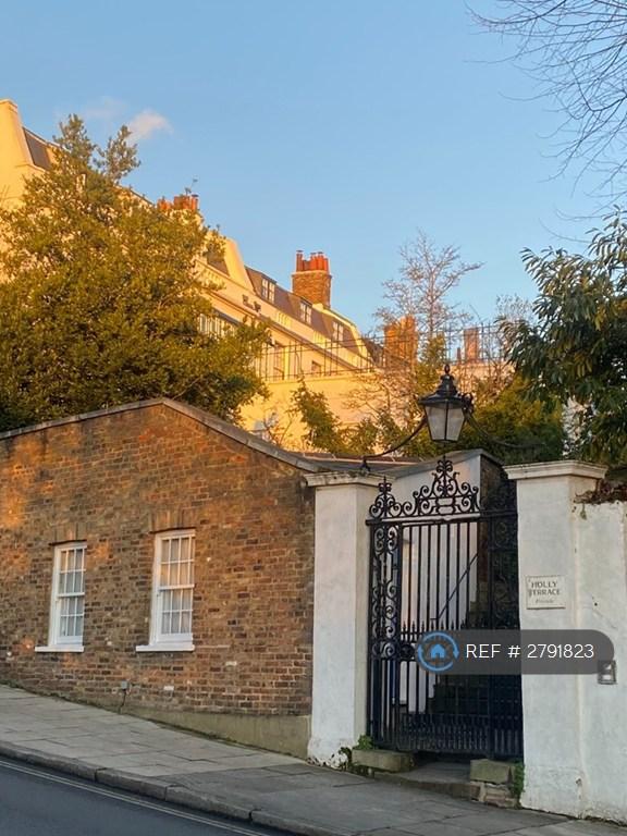 1 bedroom house in Holly Terrace, Highgate, N6 (1 bed) (#2791823)