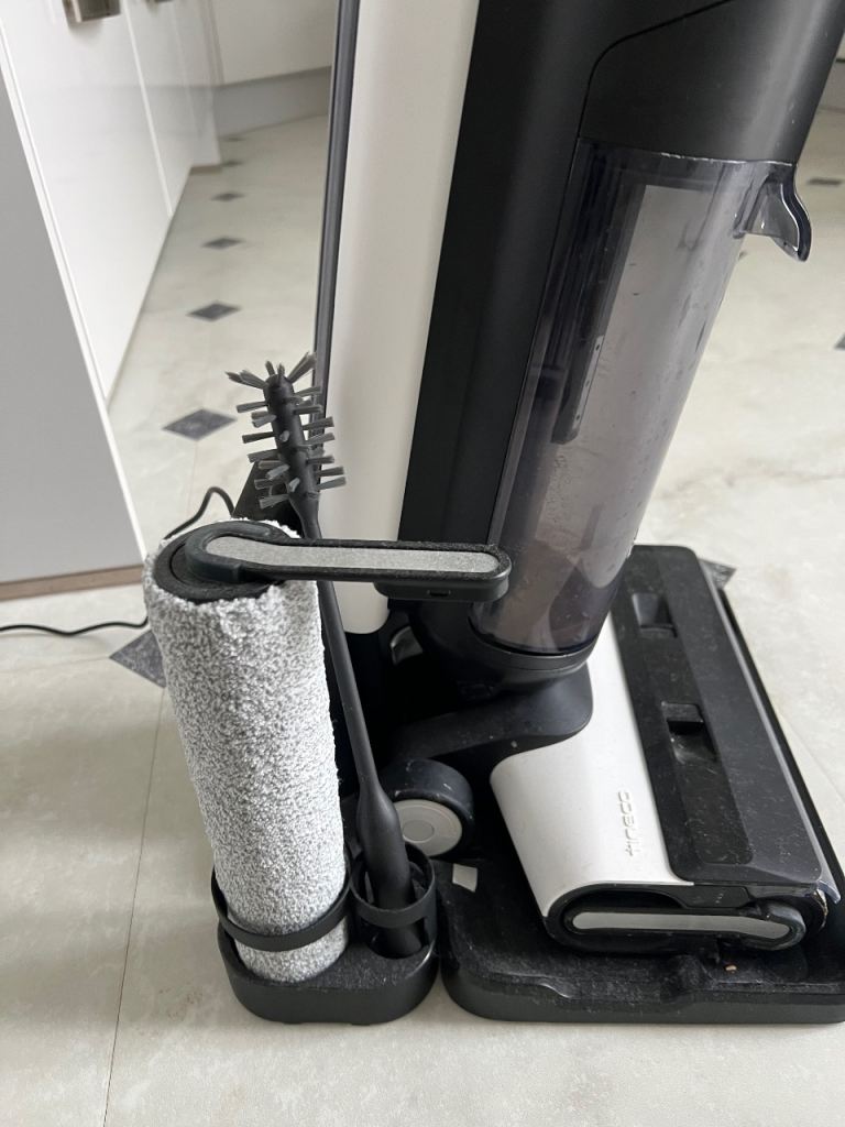 Tineco electric mop - like new