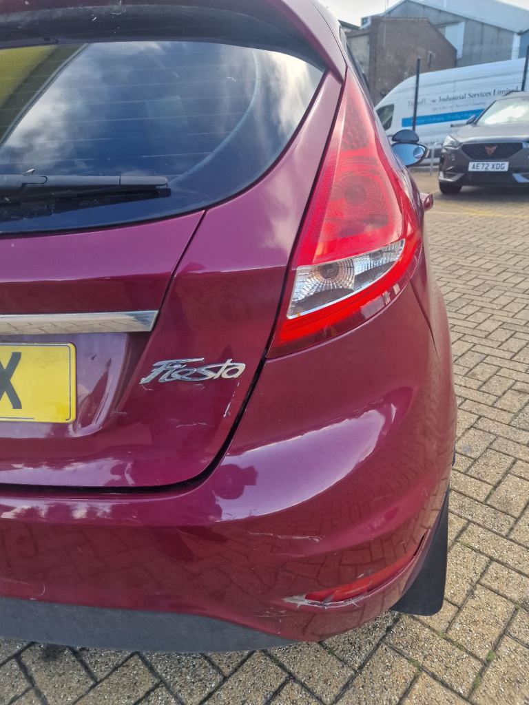 Ford, FIESTA, Hatchback, 2011, Manual, 1388 (cc), 5 doors