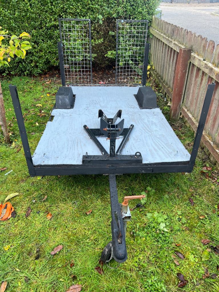 Motorcycle trailer 