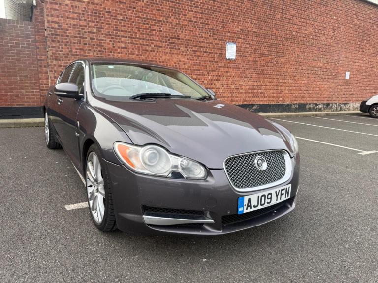  Jaguar XF 3.0d S V6 Premium Luxury Auto Euro 5 4dr Diesel Automatic