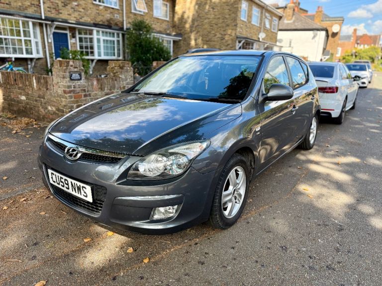 Hyundai i30 1.6 CRDi 116HP Automatic – 2009