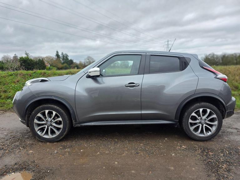 2017 Nissan Juke 1.6 DiG-T Tekna 5dr HATCHBACK PETROL Manual