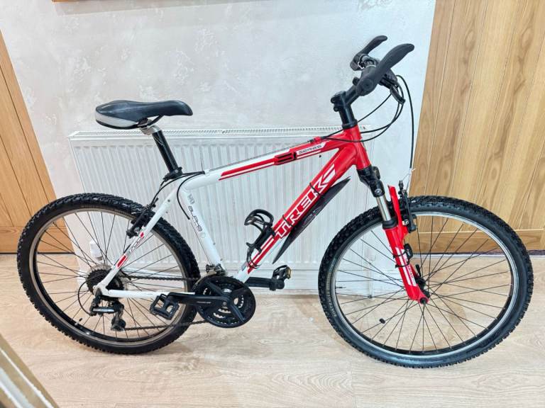 Trek 3 series mountain bike in good condition All fully working 
