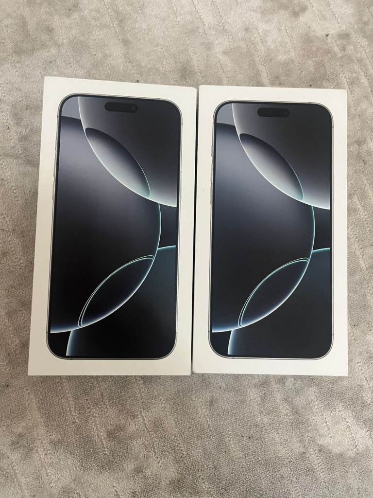 Iphone 16 pro 128gb £600 256gb like new £650 512gb £700 unlocked with Apple warranty