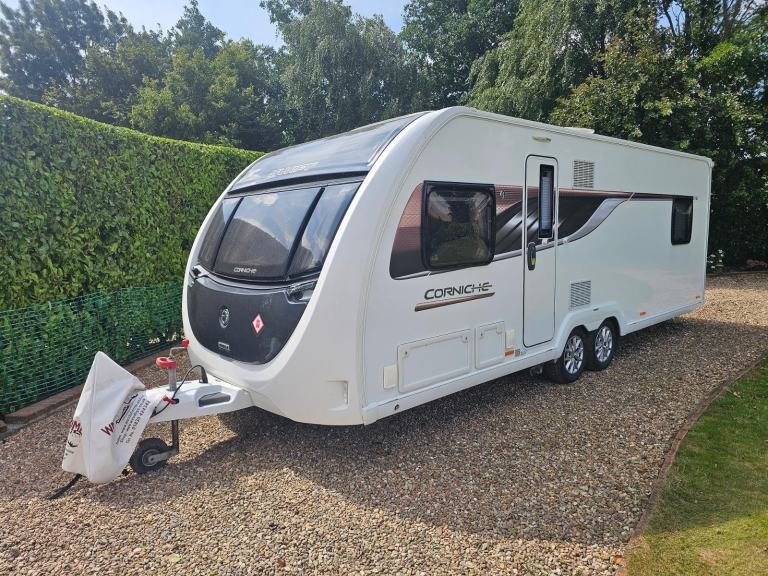 Swift Corniche 21/8 caravan for sale 4 berth island bed end bedroom
