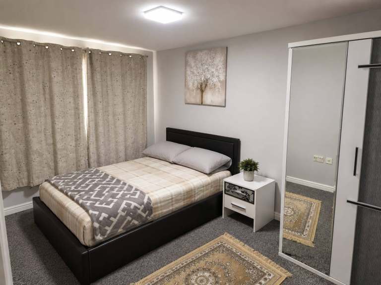 A well-presented two-bedroom furnished flat located in Trinity House on Argent Street, Grays.