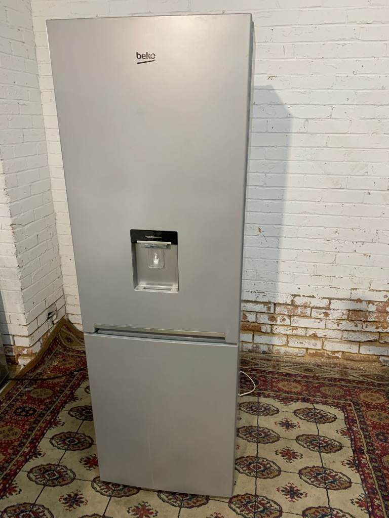 Beko Grey Fridge Freezer With Water Dispenser