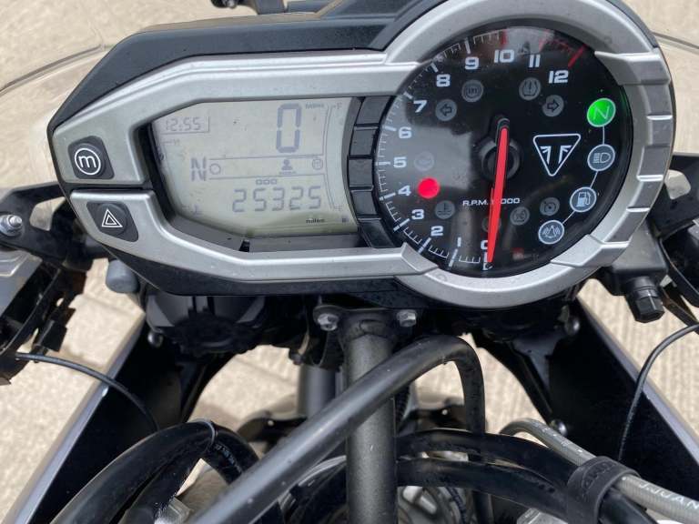 2015 65 TRIUMPH TIGER 800 XCX BLUE FULL LUGGAGE ABS ENDURO ADVENTURE TOURER