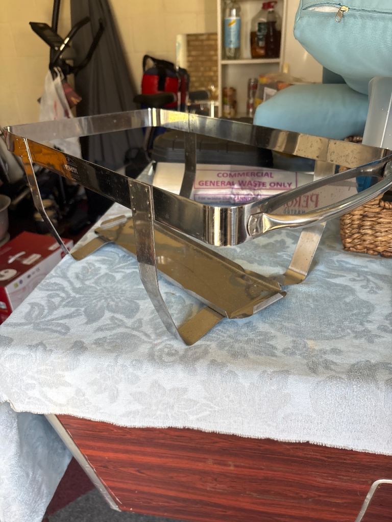 Set of 4 Chafing Dish Frame - Silver Metal, Good Condition
