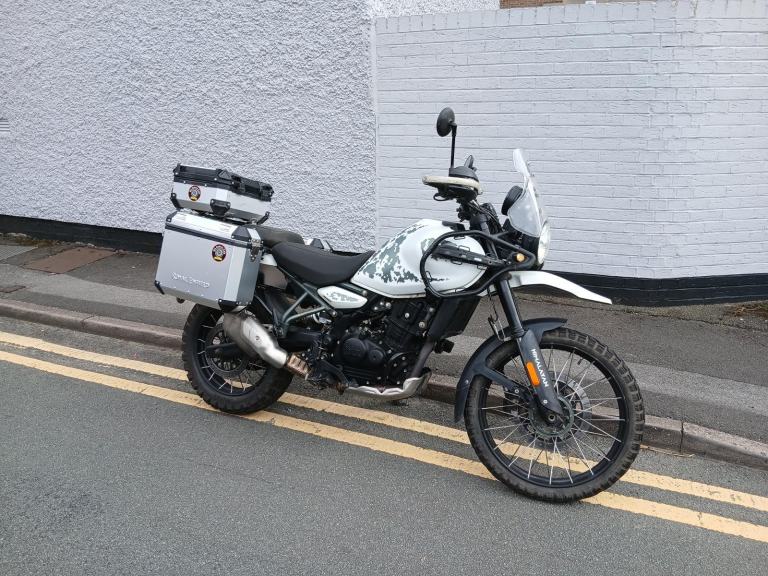2024 Royal Enfield HIMALAYAN 452