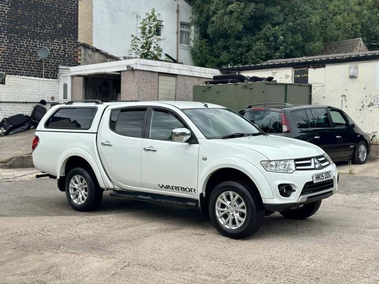 2015 Mitsubishi L200 D/Cab DI-D Warrior II 4WD 176Bhp [2010] PICK UP Diesel Manual