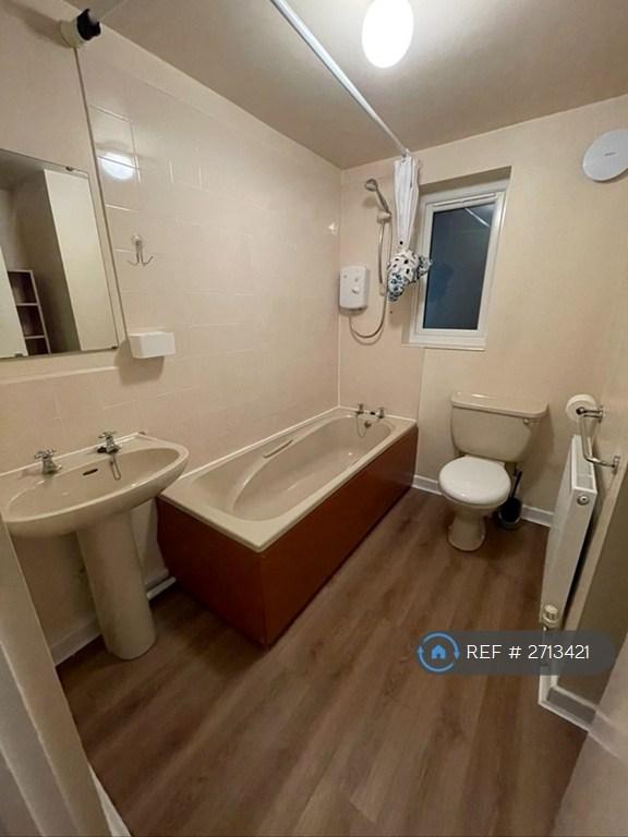 2 bedroom flat in School Rd, Sheffield, S10 (2 bed) (#2713421)