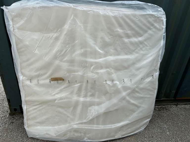 Super King Mattress 180 x 200cm (6ft x 6ft 6") White - Comfortable - Collection Only